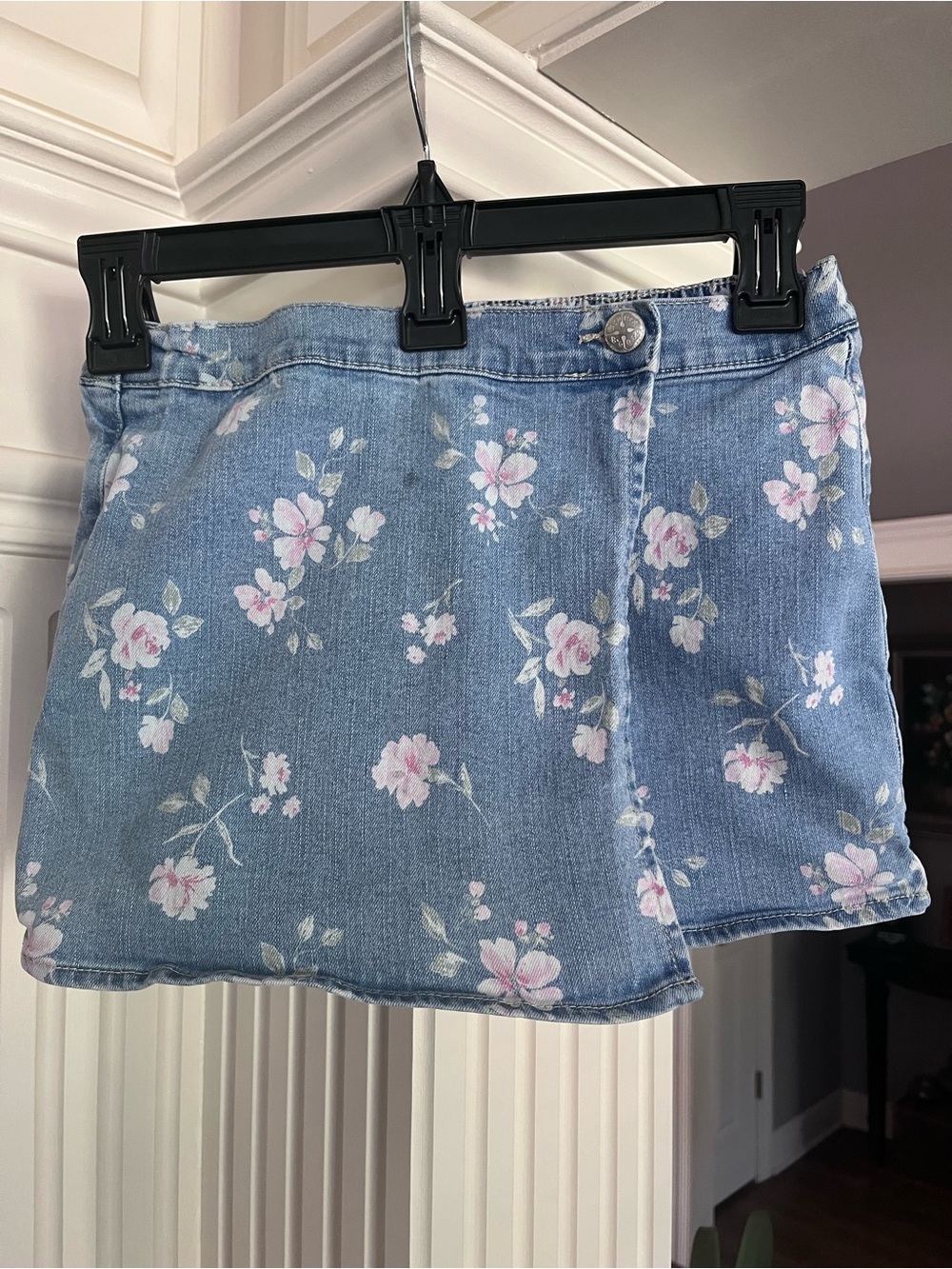 OshKosh B'gosh Blue Denim Floral Skort
